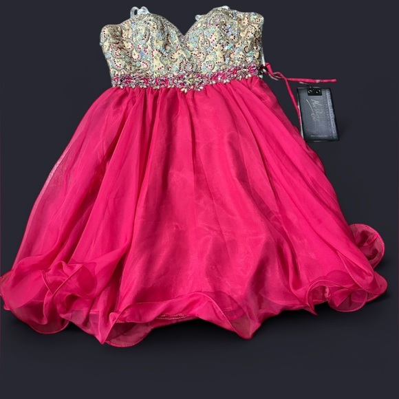 NWT Mac Duggal embellished short prom homecoming event dress 81928N fuschia sz 2 - Picture 3 of 10